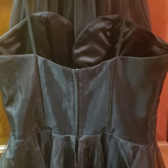 Prom Dress!! - Picture 4 of 5